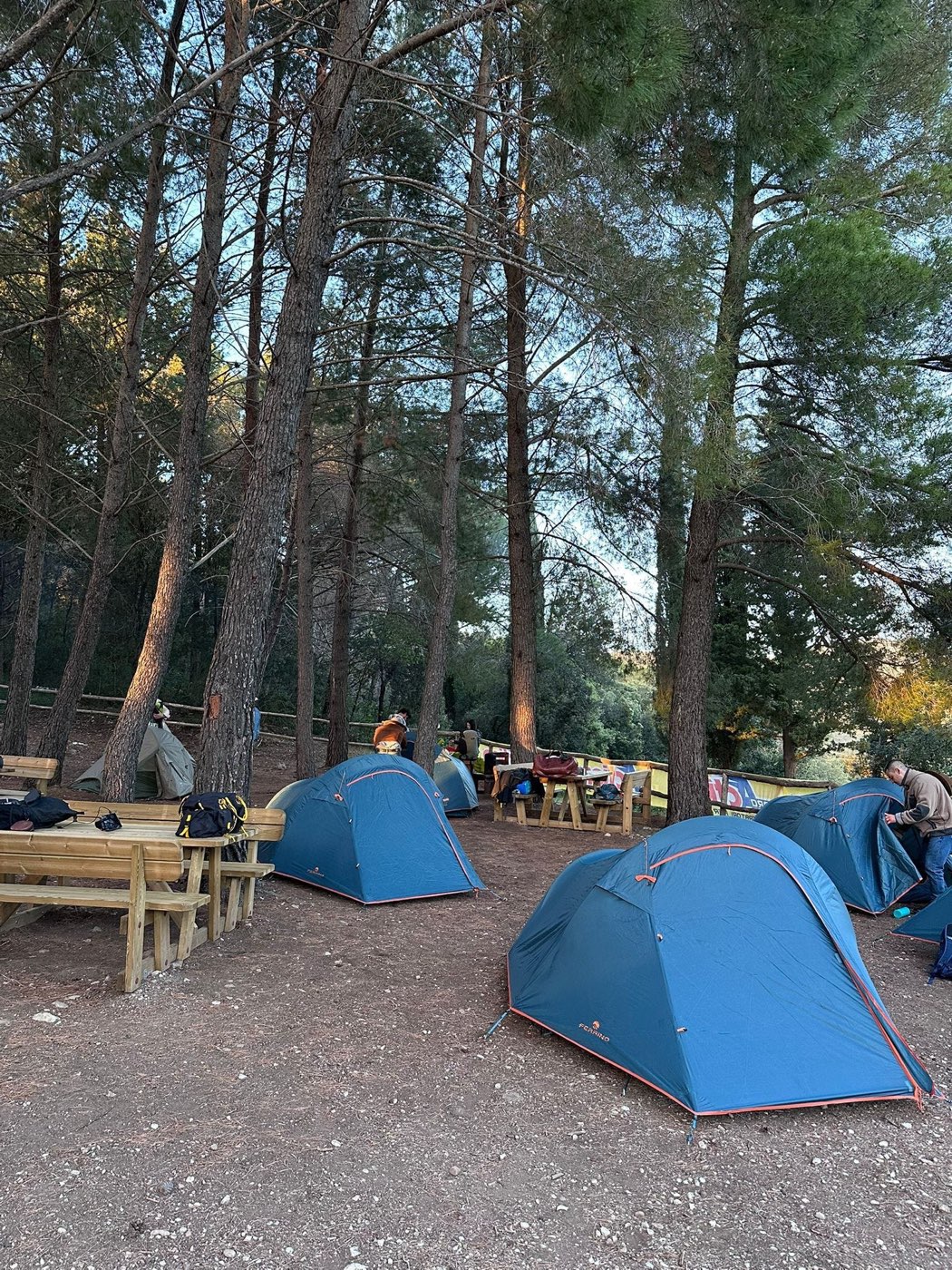 Tende in montagna al tramonto in Alta Maremma — foto 1